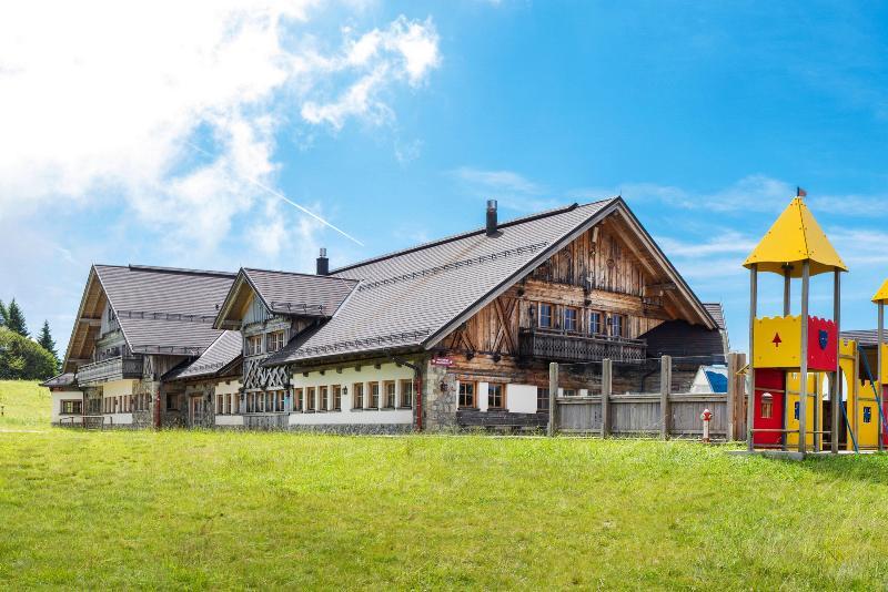 Apartmaji Alpska Perla Hotel Cerkno Exterior photo